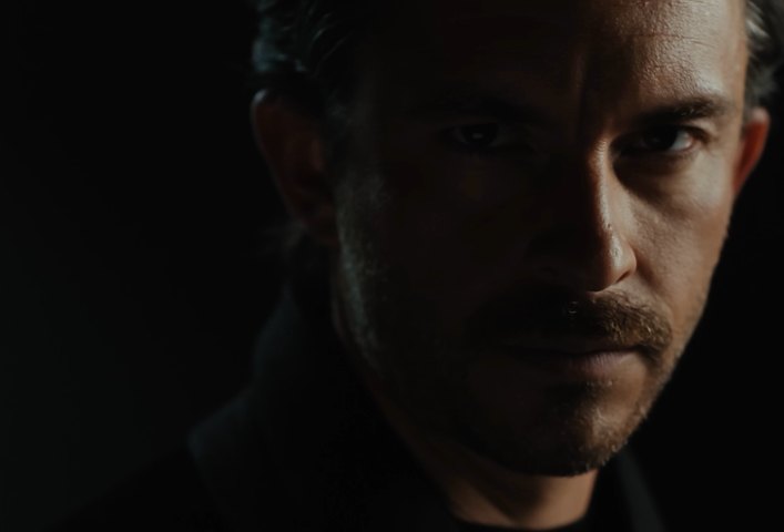Jonathan Bailey in the trailer for Audible’s English-language Dracula; image published with Audible’s announcement.
